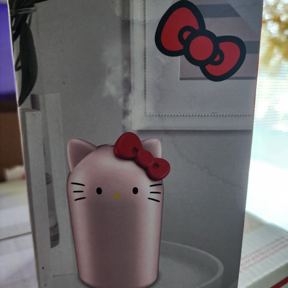Hello Kitty Pink Humidifier - Picture 5 of 5